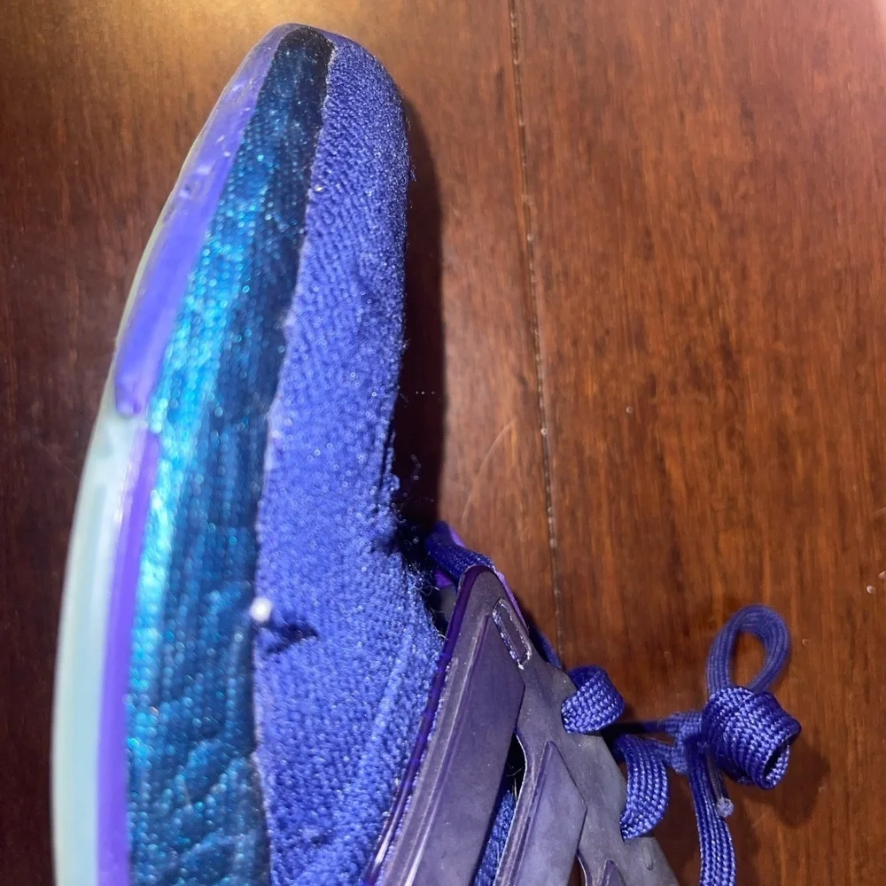 guc Adidas ultraboost Vibrant teal and Purple running Shoes 6